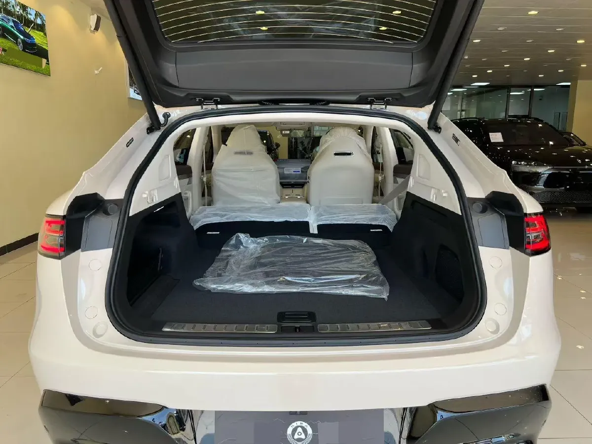 2026 Luxeed R7 REEV 156HP REEV,autocango,china used car exporter,china ev exporter,chinese used car exporter,chinese used ev exporter