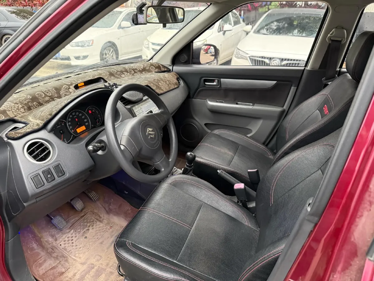 2016 Suzuki Swift 1.5L 103HP L4 5MT,autocango,china used car exporter,china ev exporter,chinese used car exporter,chinese used ev exporter