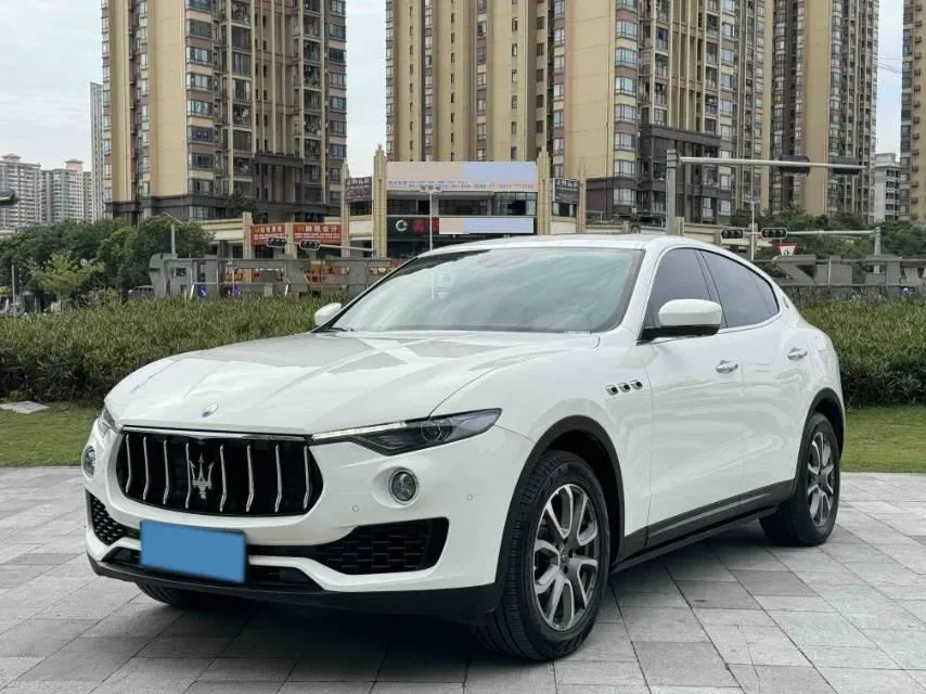 2019 Maserati Levante 3.0T 350HP V6 8AT,autocango,china used car exporter,china ev exporter,chinese used car exporter,chinese used ev exporter