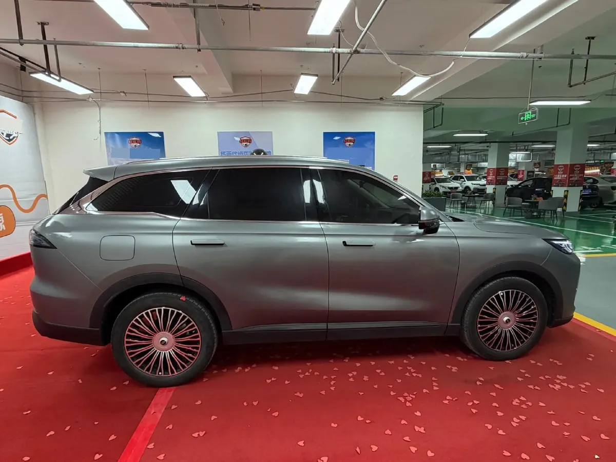 2024 Chery Tiggo8L 2.0T 254HP L4 8AT,autocango,china used car exporter,china ev exporter,chinese used car exporter,chinese used ev exporter