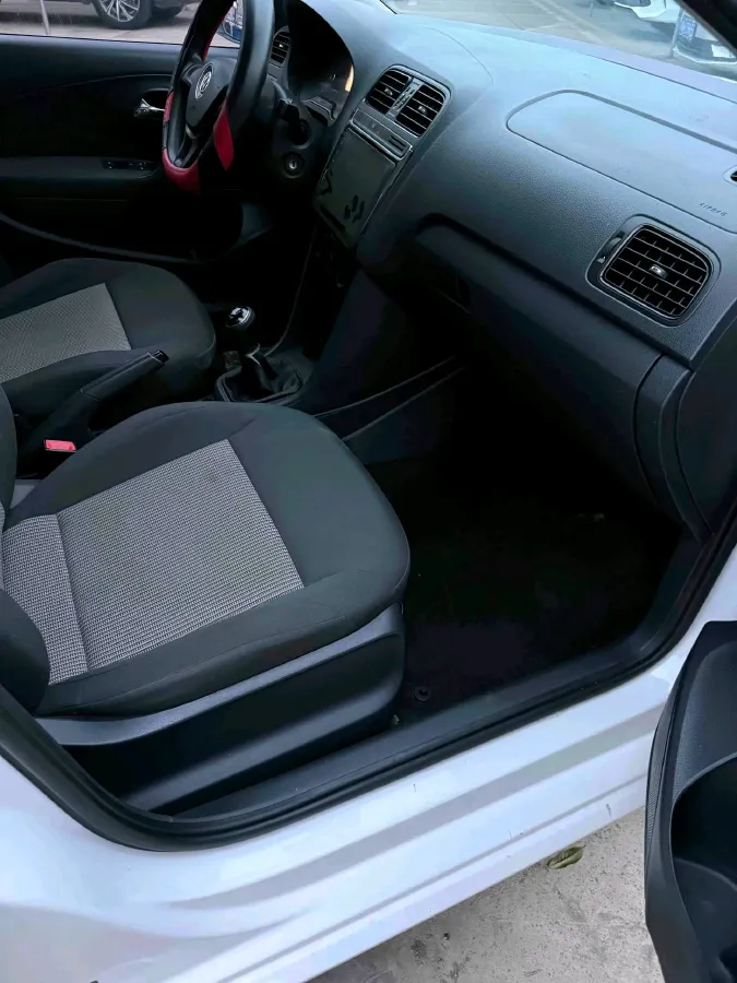 2016 Volkswagen Polo 1.4L 90HP L4 5MT,autocango,china used car exporter,china ev exporter,chinese used car exporter,chinese used ev exporter