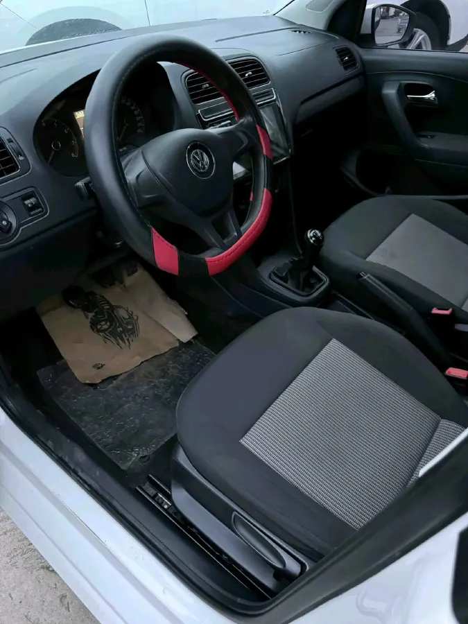 2016 Volkswagen Polo 1.4L 90HP L4 5MT,autocango,china used car exporter,china ev exporter,chinese used car exporter,chinese used ev exporter