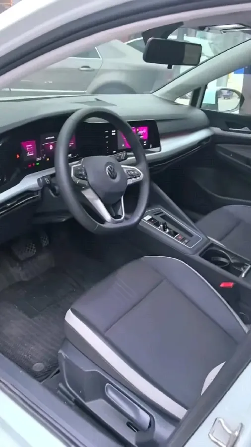 2023 Volkswagen Golf 1.4T 150HP L4 7DCT,autocango,china used car exporter,china ev exporter,chinese used car exporter,chinese used ev exporter