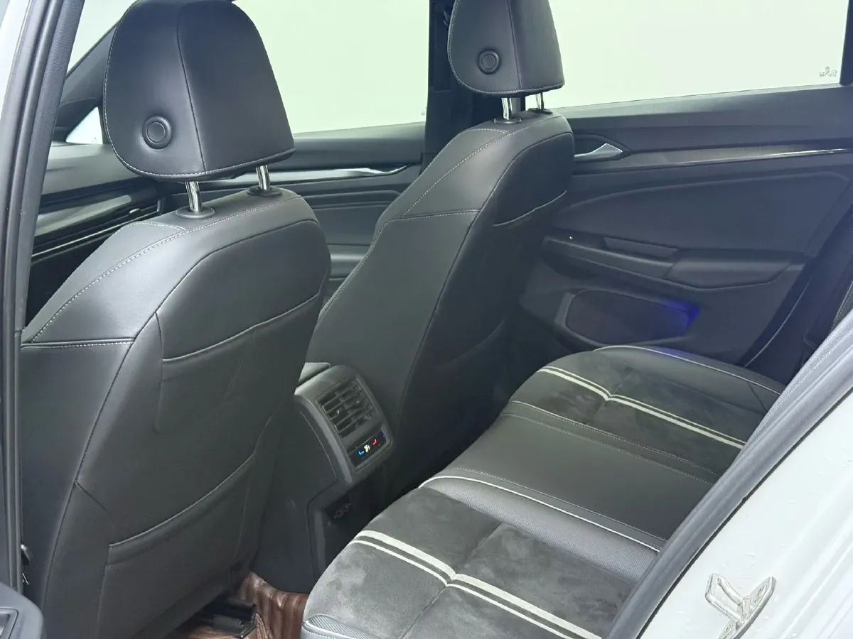 2021 Volkswagen Golf 1.4T 150HP L4 7DCT,autocango,china used car exporter,china ev exporter,chinese used car exporter,chinese used ev exporter