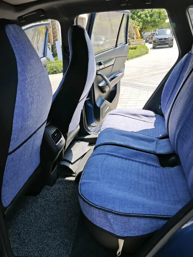 2019 HaiMa 8S 1.6T 195HP L4 6AT,autocango,china used car exporter,china ev exporter,chinese used car exporter,chinese used ev exporter