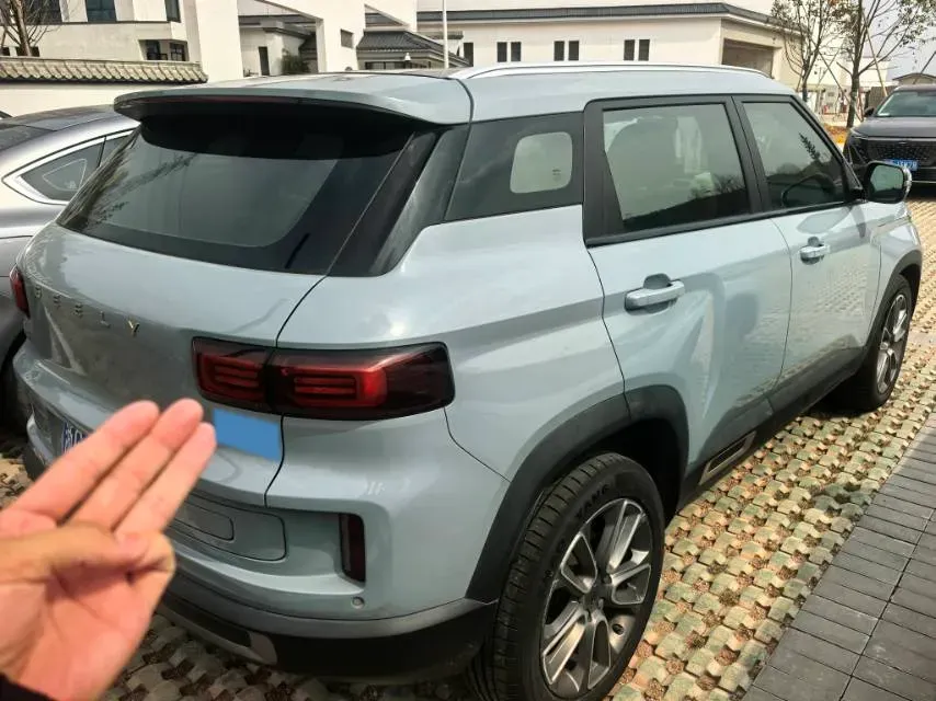 2020 Geely ICON 1.5T 177HP L3 7DCT,autocango,china used car exporter,china ev exporter,chinese used car exporter,chinese used ev exporter