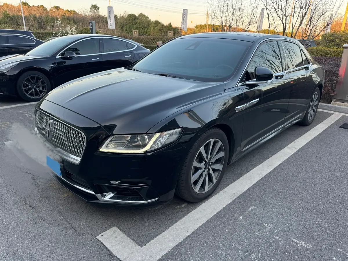 2017 Lincoln Continental 2.0T 261HP L4 6AT,autocango,china used car exporter,china ev exporter,chinese used car exporter,chinese used ev exporter