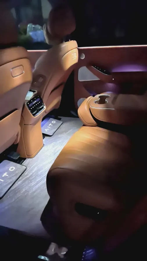 2026 AITO AITO M7 REEV 160HP REEV,autocango,china used car exporter,china ev exporter,chinese used car exporter,chinese used ev exporter