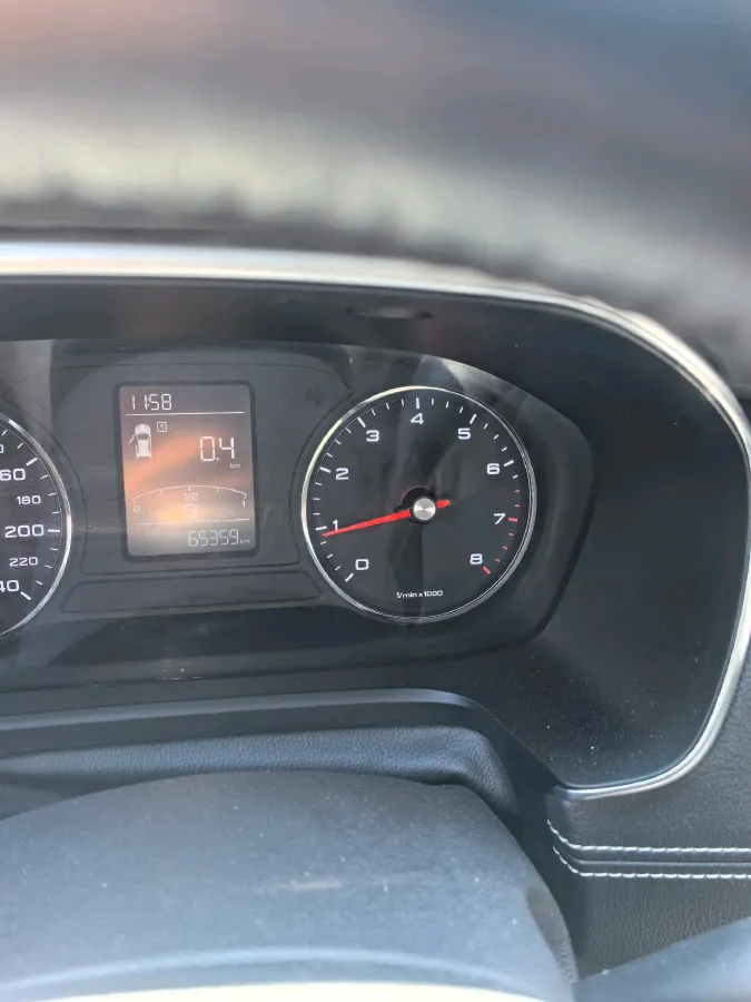 2017 Haval H2 1.5T 150HP L4 6MT,autocango,china used car exporter,china ev exporter,chinese used car exporter,chinese used ev exporter