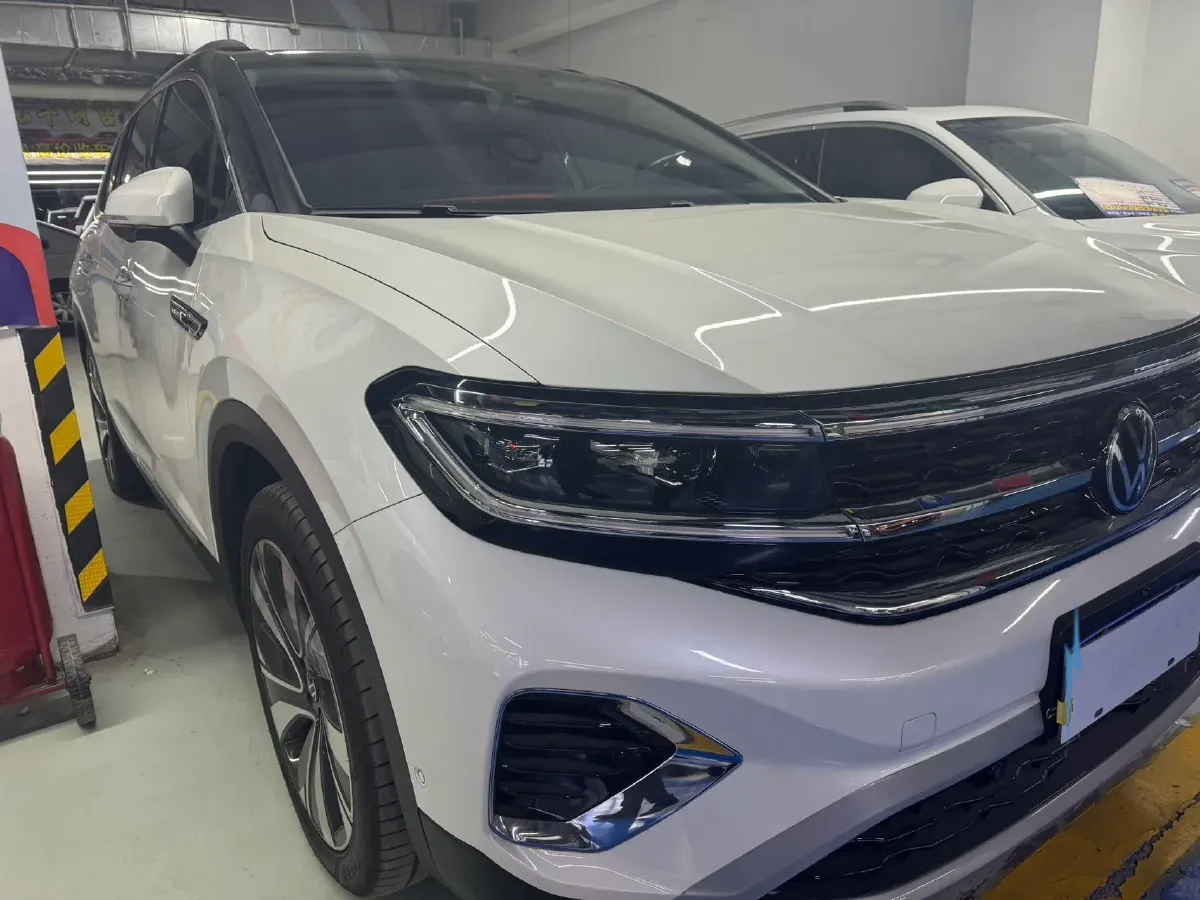 2023 Volkswagen Talagon 2.0T 220HP L4 7DCT,autocango,china used car exporter,china ev exporter,chinese used car exporter,chinese used ev exporter