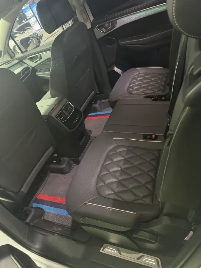 2023 Volkswagen Talagon 2.0T 220HP L4 7DCT,autocango,china used car exporter,china ev exporter,chinese used car exporter,chinese used ev exporter