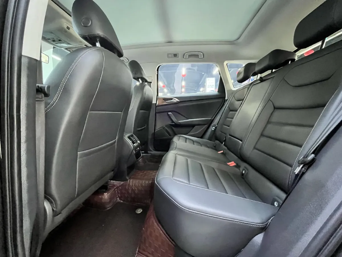 2021 Volkswagen Tharu 1.4T 150HP L4 7DCT,autocango,china used car exporter,china ev exporter,chinese used car exporter,chinese used ev exporter