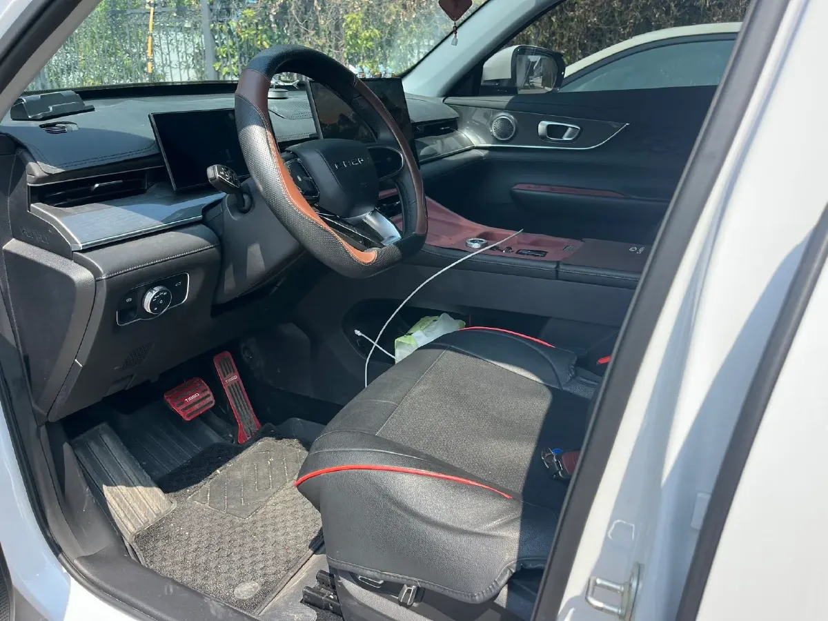 2023 Chery Tiggo 8 Plus 1.6T 197HP L4 7DCT,autocango,china used car exporter,china ev exporter,chinese used car exporter,chinese used ev exporter