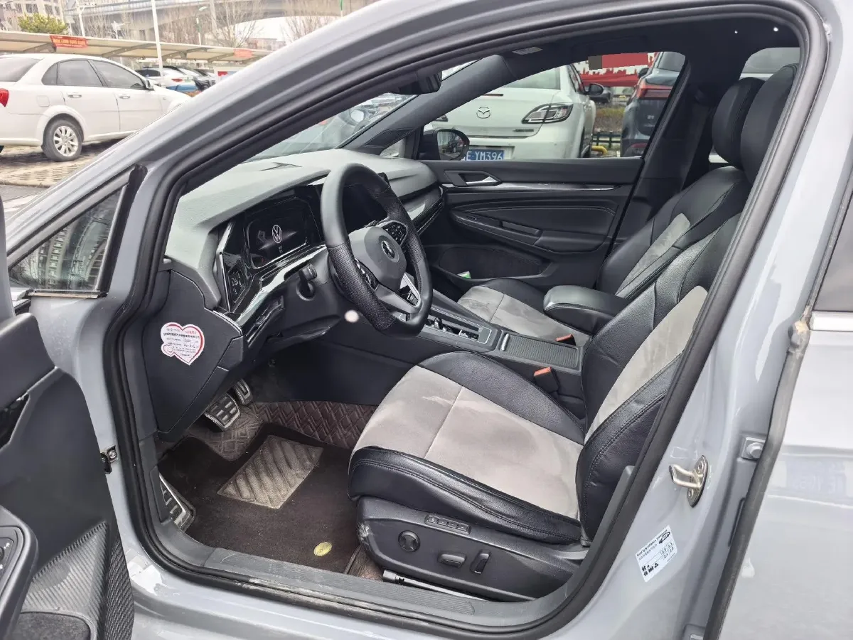 2023 Volkswagen Golf 1.4T 150HP L4 7DCT,autocango,china used car exporter,china ev exporter,chinese used car exporter,chinese used ev exporter