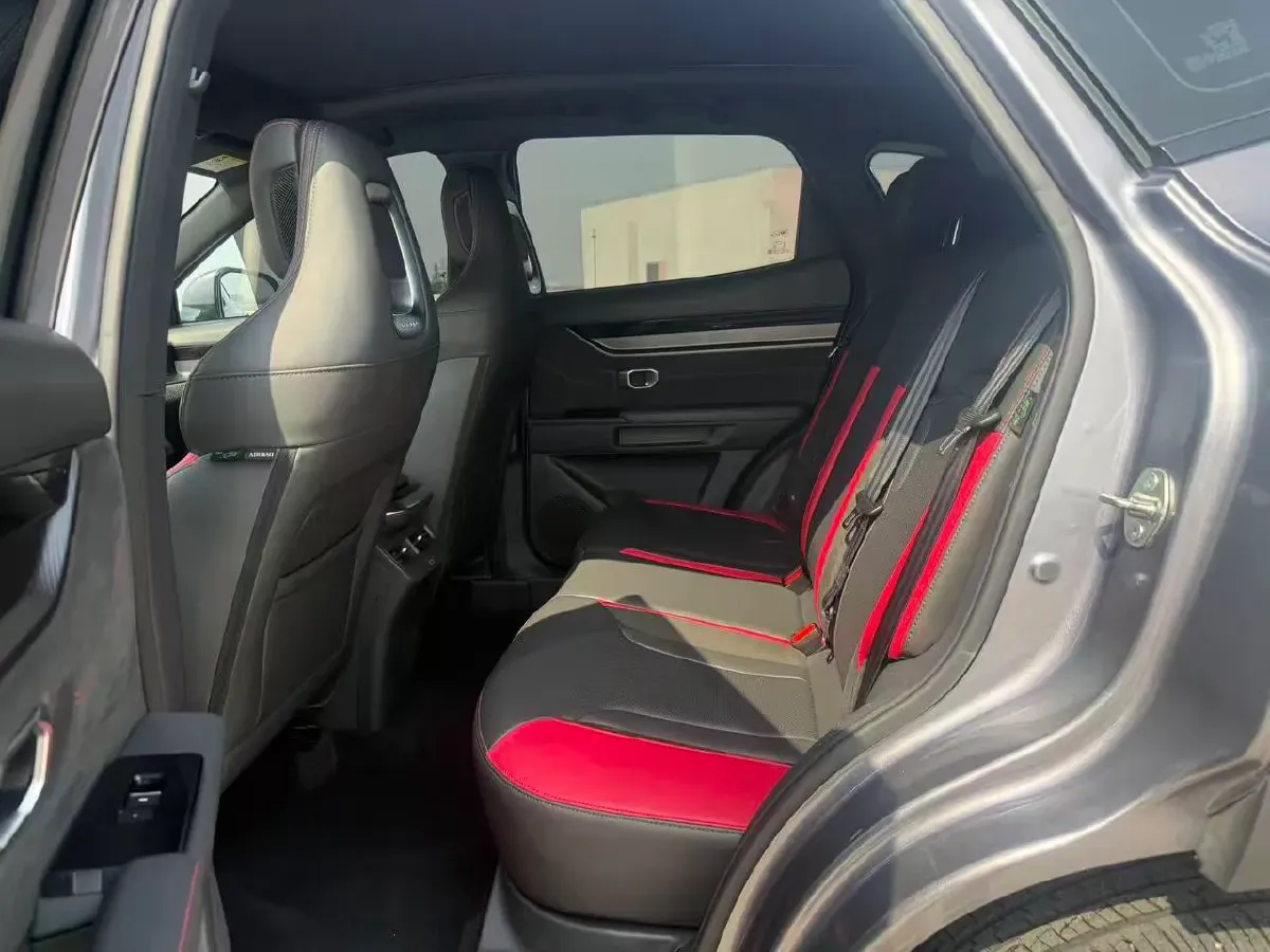 2022 Jetour DASHING 1.6T 197HP L4 7DCT,autocango,china used car exporter,china ev exporter,chinese used car exporter,chinese used ev exporter