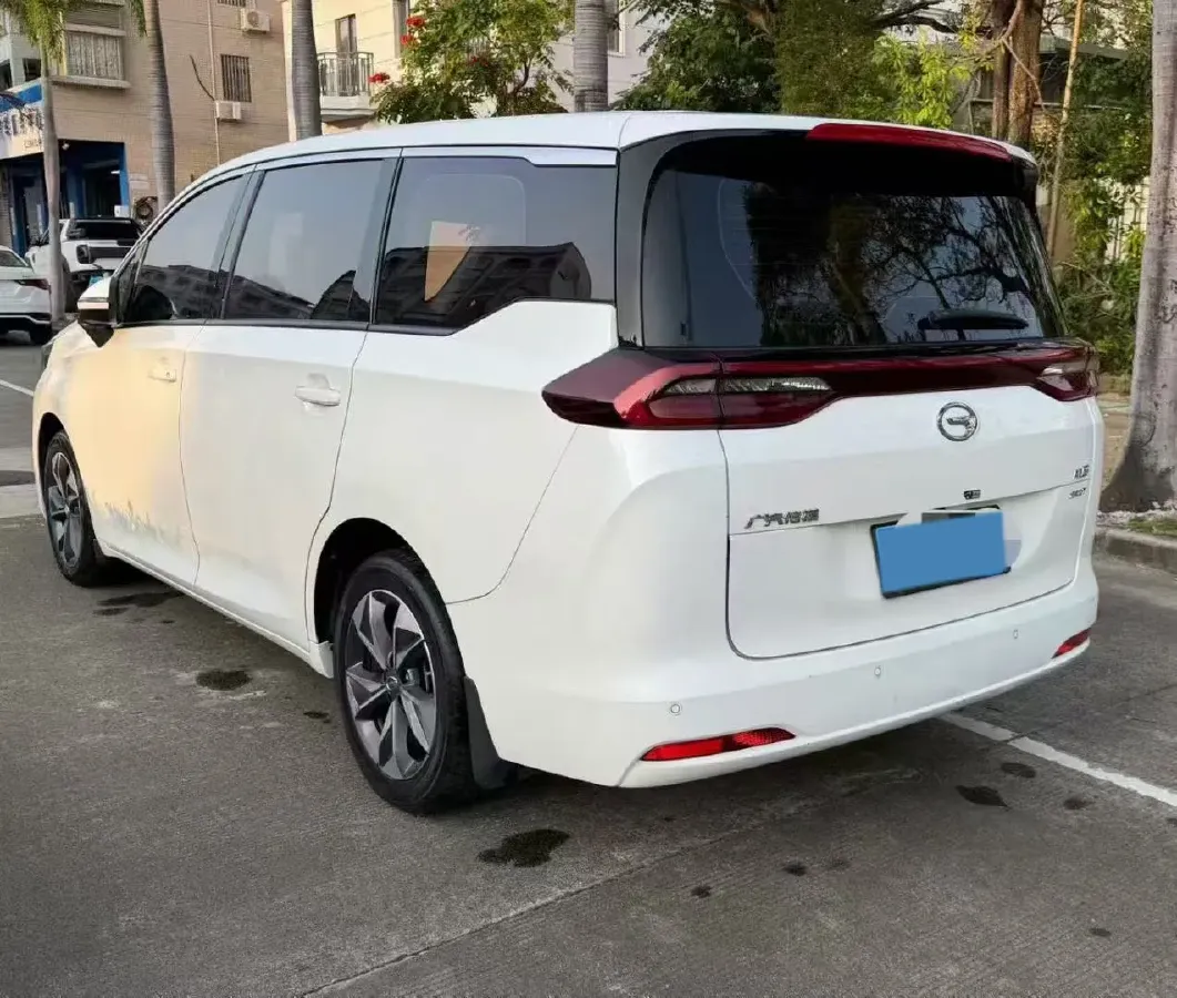 2021 GAC Trumpchi M6 1.5T 169HP L4 7DCT,autocango,china used car exporter,china ev exporter,chinese used car exporter,chinese used ev exporter