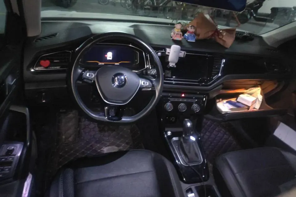 2019 Volkswagen T-Roc 1.4T 150HP L4 7DCT,autocango,china used car exporter,china ev exporter,chinese used car exporter,chinese used ev exporter