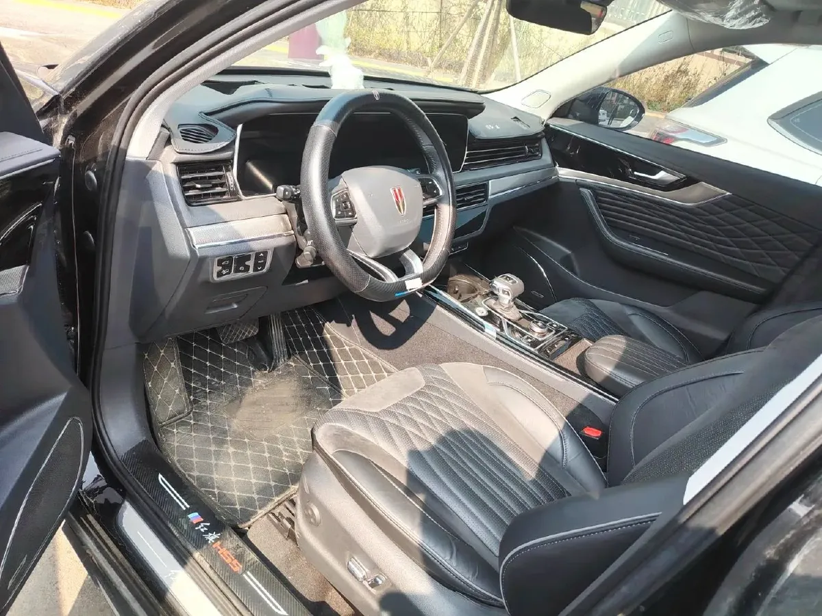 2022 HongQi HS5 2.0T 224HP L4 6AT,autocango,china used car exporter,china ev exporter,chinese used car exporter,chinese used ev exporter