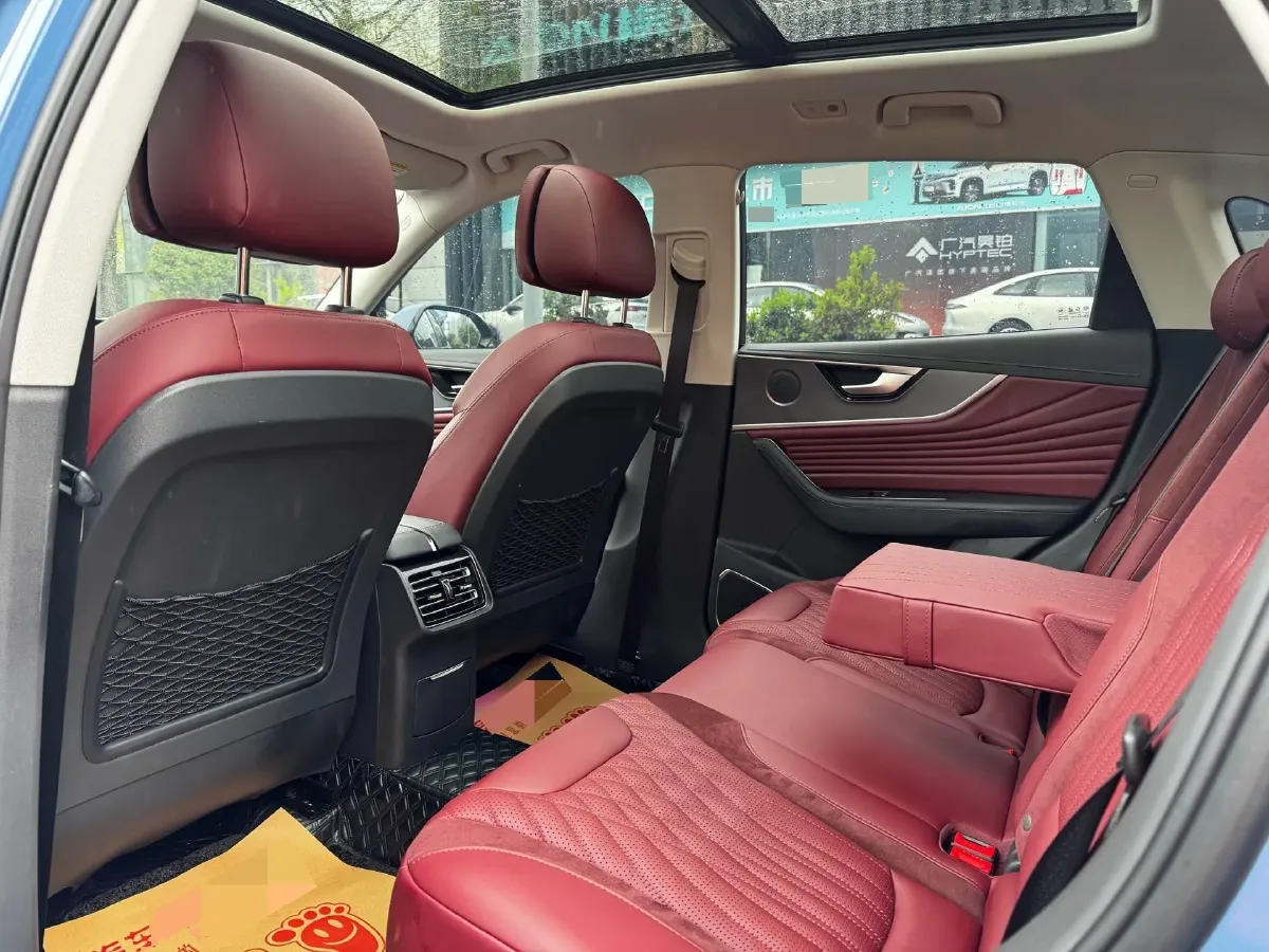 2023 HongQi HS5 2.0T 252HP L4 8AT,autocango,china used car exporter,china ev exporter,chinese used car exporter,chinese used ev exporter