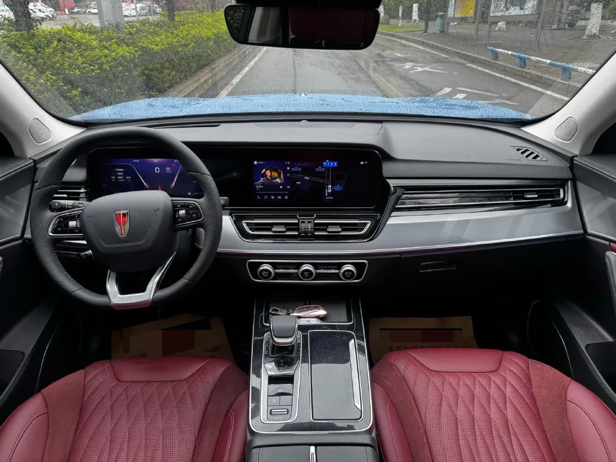 2023 HongQi HS5 2.0T 252HP L4 8AT,autocango,china used car exporter,china ev exporter,chinese used car exporter,chinese used ev exporter