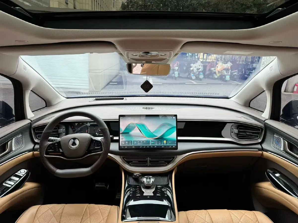 2022 Mercedes-Benz GLC Class 2.0T 197HP L4 9AT,autocango,china used car exporter,china ev exporter,chinese used car exporter,chinese used ev exporter