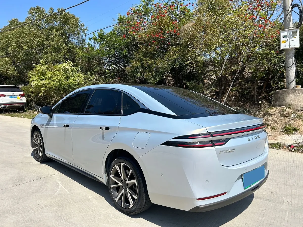 2022 ChangAn Oshan Z6 1.5T 170HP L4 6TCT PHEV 28.4KWH,autocango,china used car exporter,china ev exporter,chinese used car exporter,chinese used ev exporter