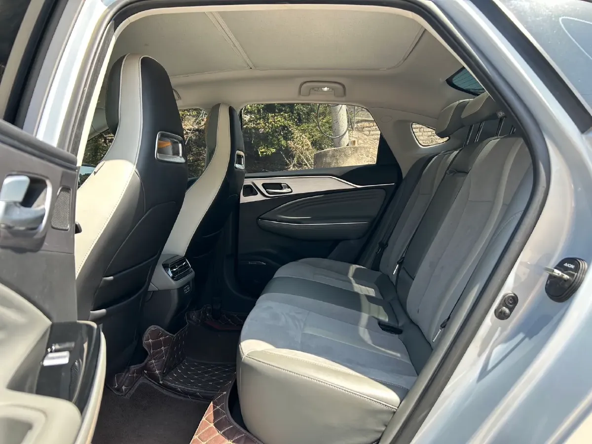 2022 ChangAn Oshan Z6 1.5T 170HP L4 6TCT PHEV 28.4KWH,autocango,china used car exporter,china ev exporter,chinese used car exporter,chinese used ev exporter