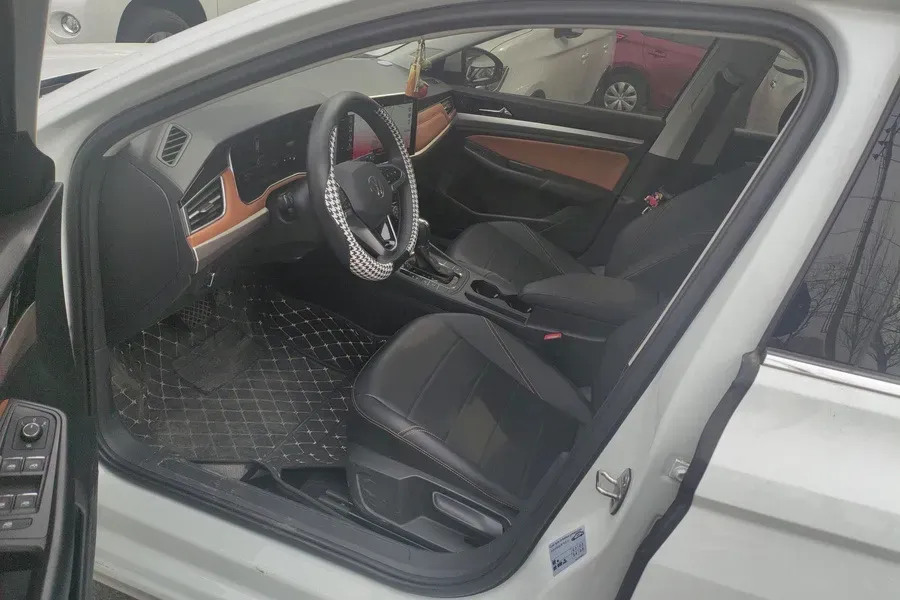 2023 Volkswagen Bora 1.2T 116HP L4 7DCT,autocango,china used car exporter,china ev exporter,chinese used car exporter,chinese used ev exporter