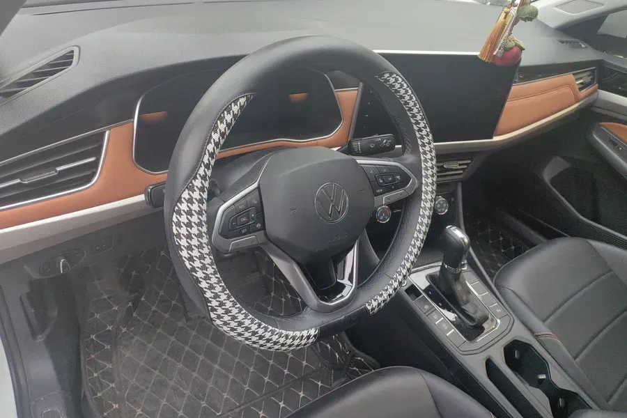 2023 Volkswagen Bora 1.2T 116HP L4 7DCT,autocango,china used car exporter,china ev exporter,chinese used car exporter,chinese used ev exporter