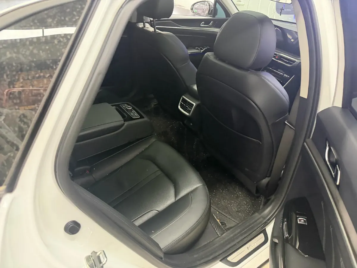 2021 Toyota Camry 2.0L 178HP L4 CVT,autocango,china used car exporter,china ev exporter,chinese used car exporter,chinese used ev exporter