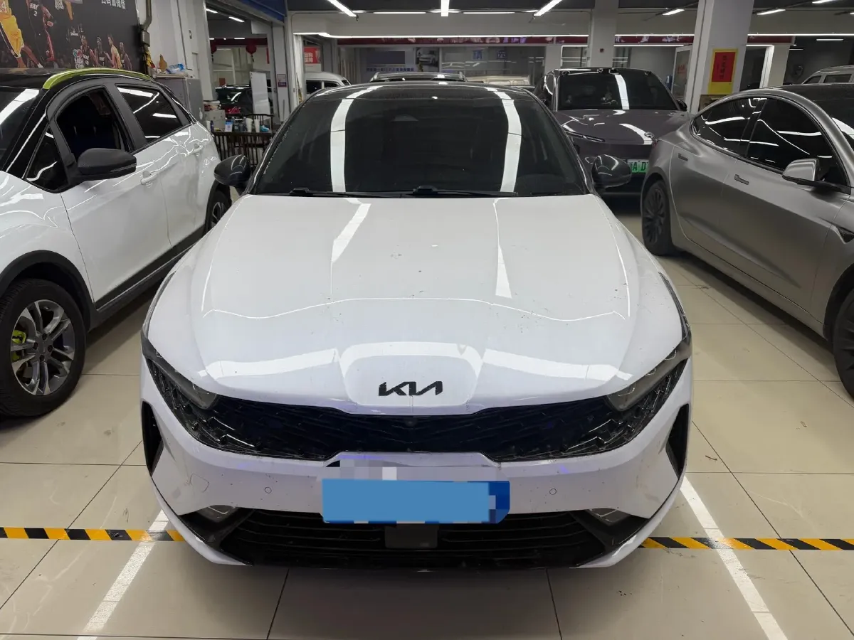 2021 Toyota Camry 2.0L 178HP L4 CVT,autocango,china used car exporter,china ev exporter,chinese used car exporter,chinese used ev exporter