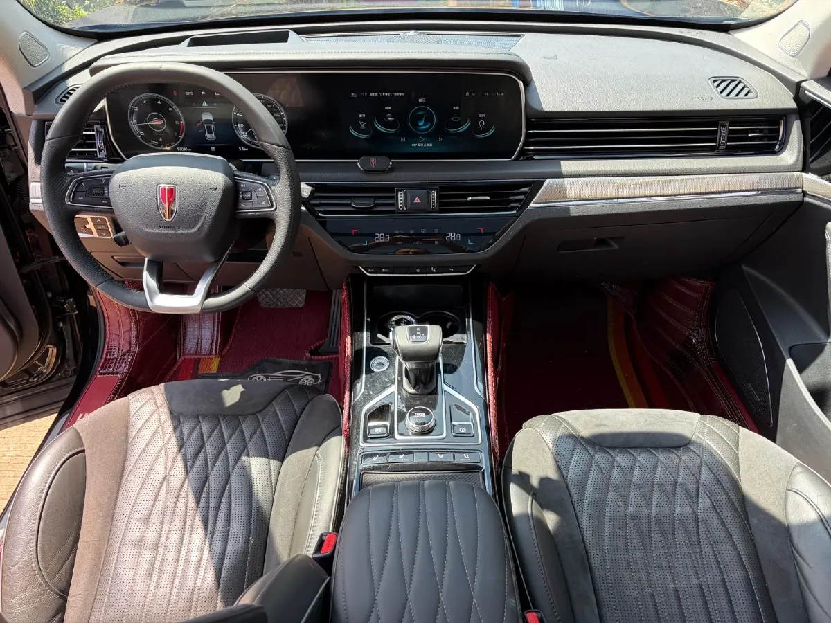 2022 HongQi HS5 2.0T 224HP L4 6AT,autocango,china used car exporter,china ev exporter,chinese used car exporter,chinese used ev exporter