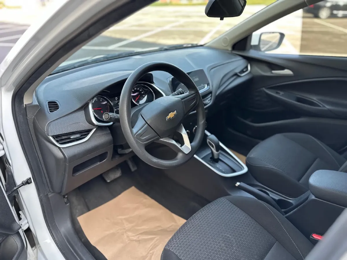 2021 Chevrolet Cavalier 1.0T 125HP L3 6AT,autocango,china used car exporter,china ev exporter,chinese used car exporter,chinese used ev exporter