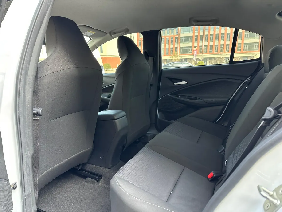 2021 Chevrolet Cavalier 1.0T 125HP L3 6AT,autocango,china used car exporter,china ev exporter,chinese used car exporter,chinese used ev exporter