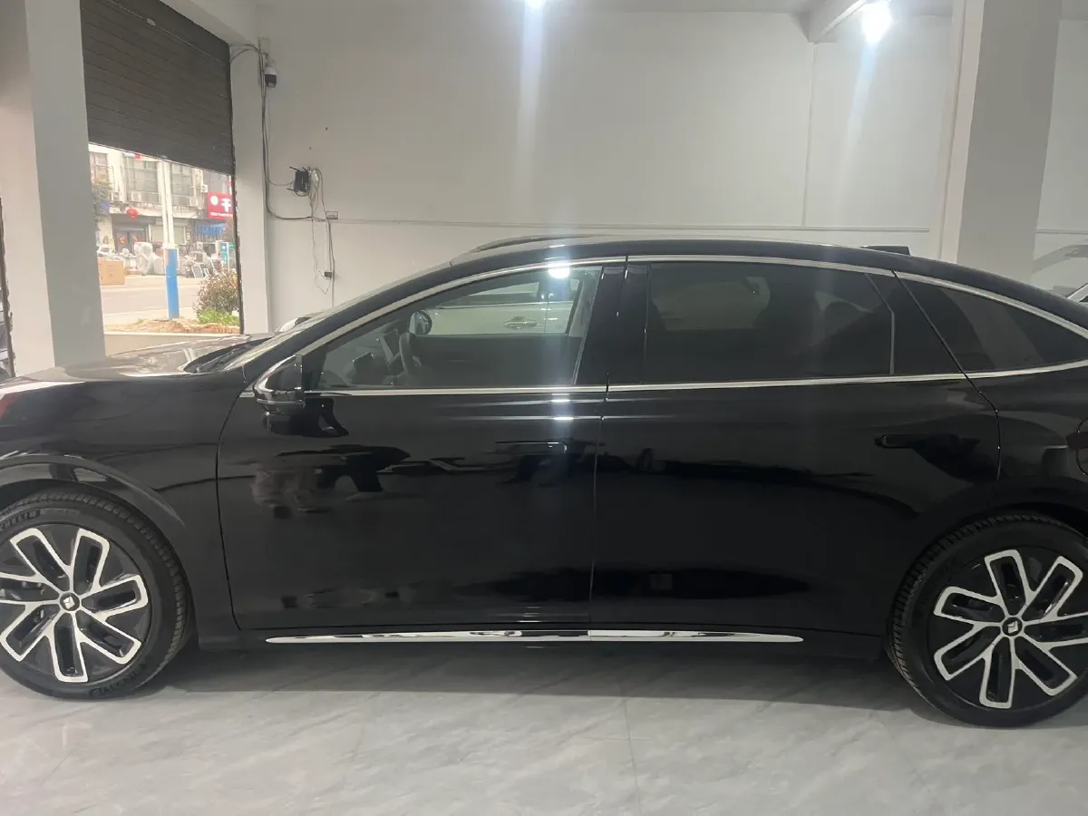 2025 BaoJun XiangJing 1.5T 143HP L4 1DHT PHEV,autocango,china used car exporter,china ev exporter,chinese used car exporter,chinese used ev exporter