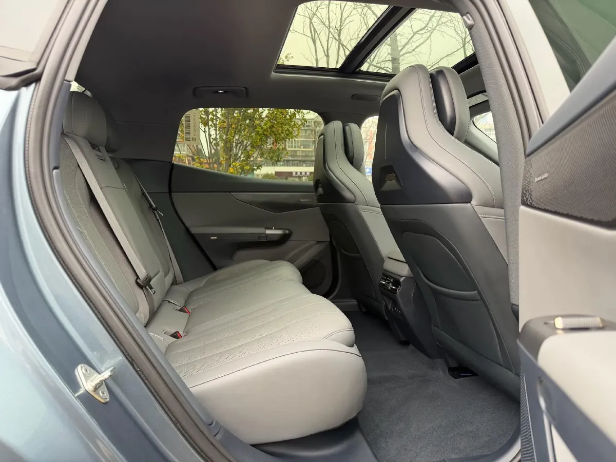 2024 LYNK&CO 01 2.0T 254HP L4 8AT,autocango,china used car exporter,china ev exporter,chinese used car exporter,chinese used ev exporter