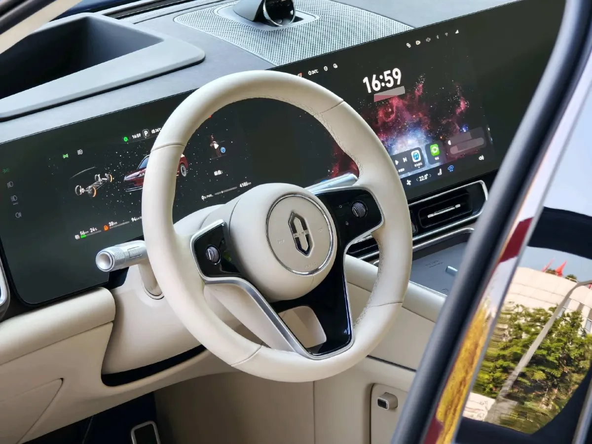 2025 AITO AITO M9 REEV 160HP REEV 52KWH,autocango,china used car exporter,china ev exporter,chinese used car exporter,chinese used ev exporter