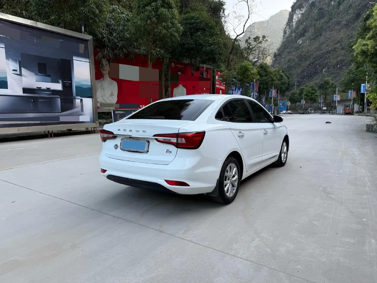 2019 Roewe i5 1.5L 120HP L4 CVT,autocango,china used car exporter,china ev exporter,chinese used car exporter,chinese used ev exporter