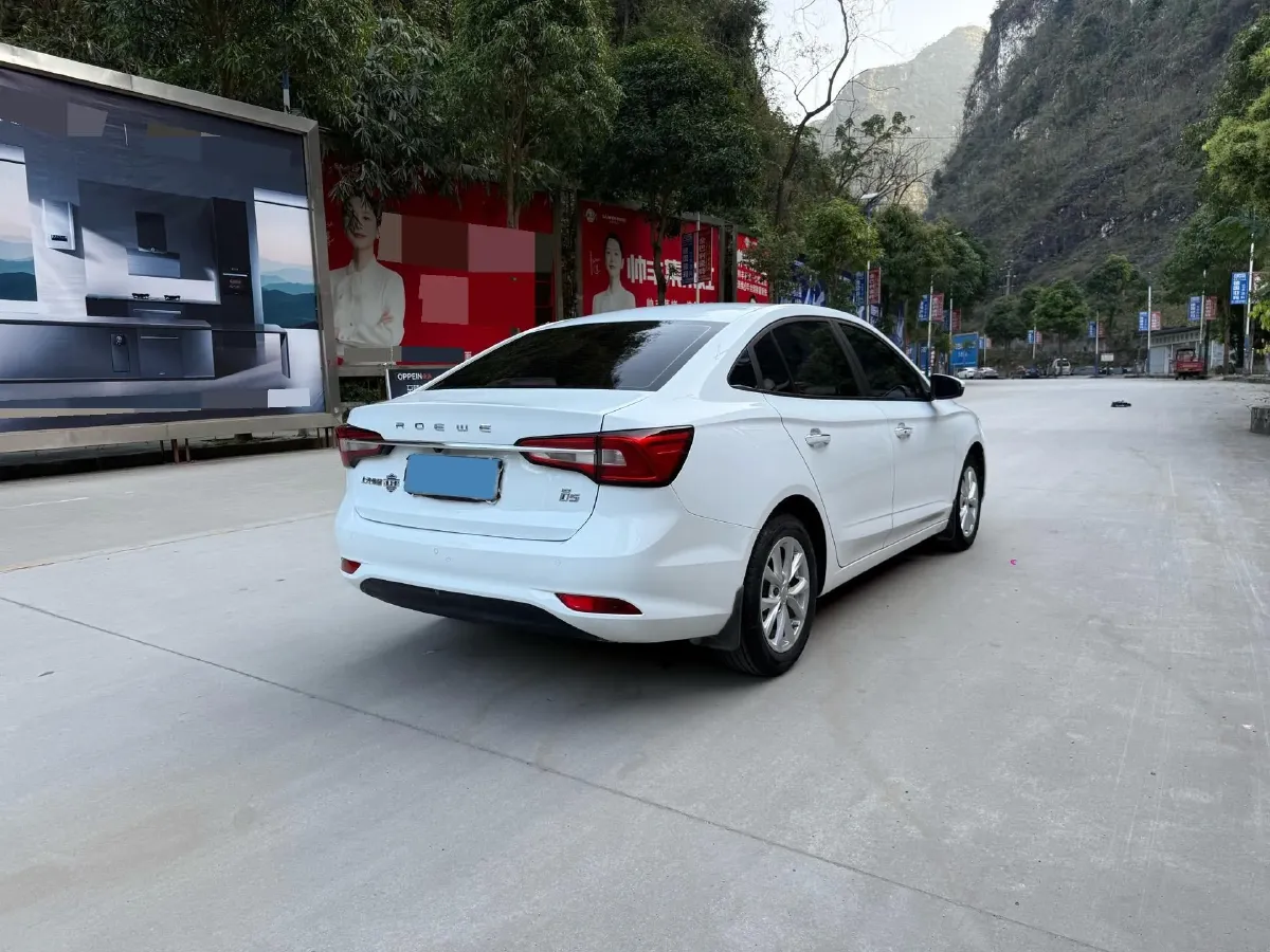 2019 Roewe i5 1.5L 120HP L4 CVT,autocango,china used car exporter,china ev exporter,chinese used car exporter,chinese used ev exporter