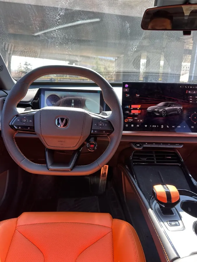 2025 ChangAn UNI-V 2.0T 245HP L4 8AT,autocango,china used car exporter,china ev exporter,chinese used car exporter,chinese used ev exporter