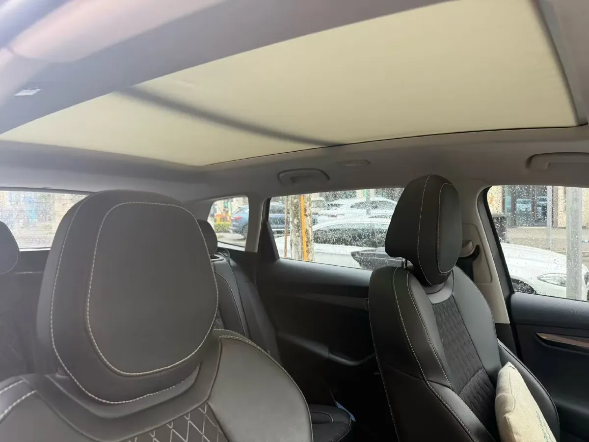 2018 Skoda Octavia 1.4T 150HP L4 7DCT,autocango,china used car exporter,china ev exporter,chinese used car exporter,chinese used ev exporter