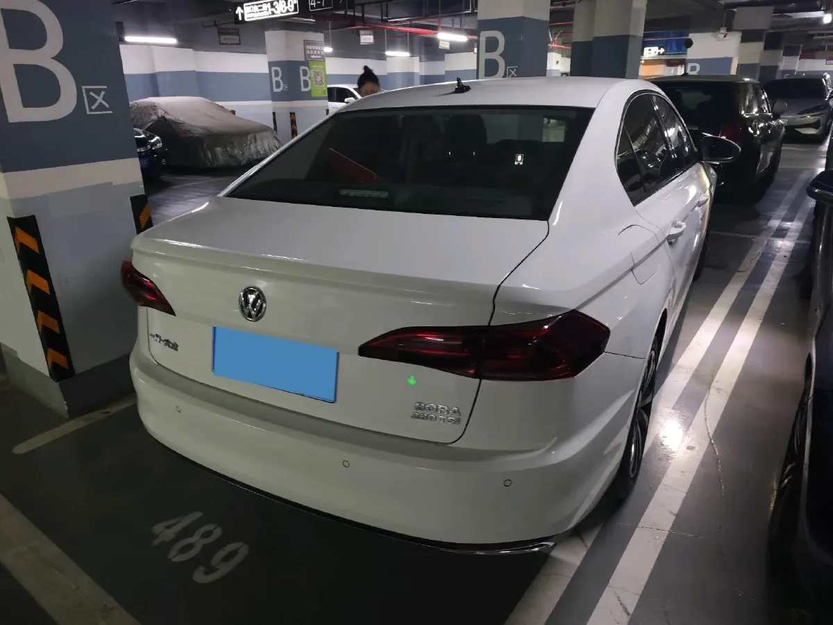 2019 Roewe RX5 MAX 2.0T 231HP L4 6DCT,autocango,china used car exporter,china ev exporter,chinese used car exporter,chinese used ev exporter