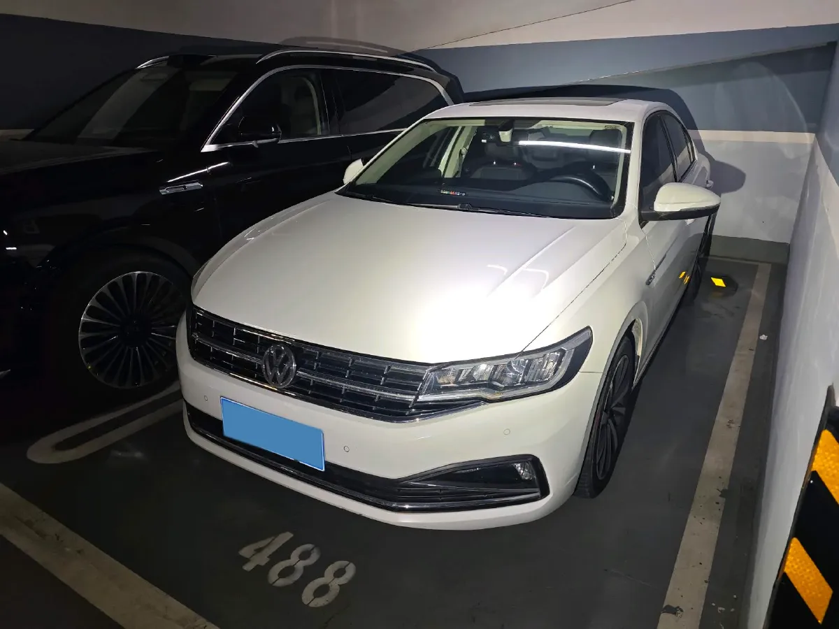 2019 Roewe RX5 MAX 2.0T 231HP L4 6DCT,autocango,china used car exporter,china ev exporter,chinese used car exporter,chinese used ev exporter
