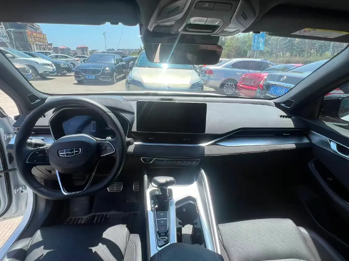 2024 Geely Preface 2.0T 190HP L4 7DCT,autocango,china used car exporter,china ev exporter,chinese used car exporter,chinese used ev exporter