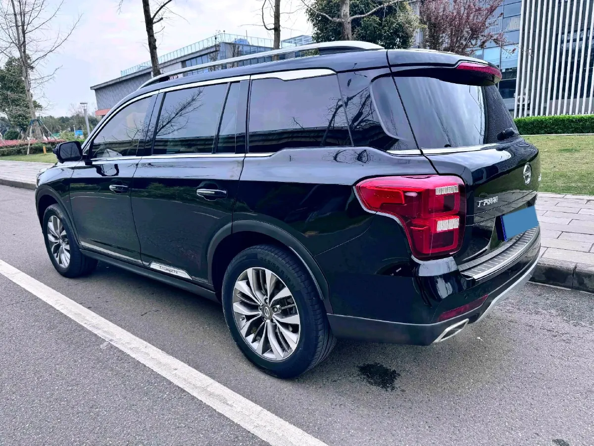 2017 GAC Trumpchi GS8 2.0T 201HP L4 6AT,autocango,china used car exporter,china ev exporter,chinese used car exporter,chinese used ev exporter