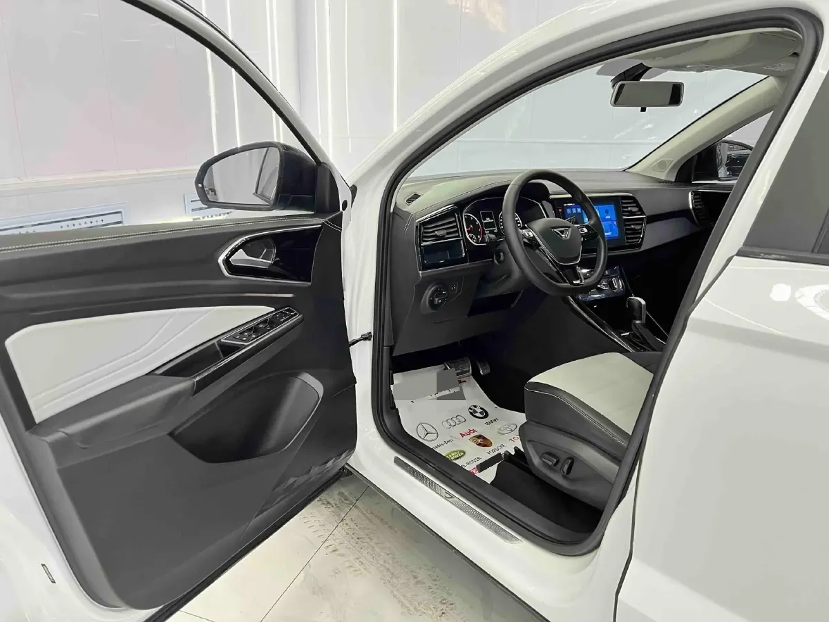 2021 Jetta VS7 1.4T 150HP L4 6AT,autocango,china used car exporter,china ev exporter,chinese used car exporter,chinese used ev exporter