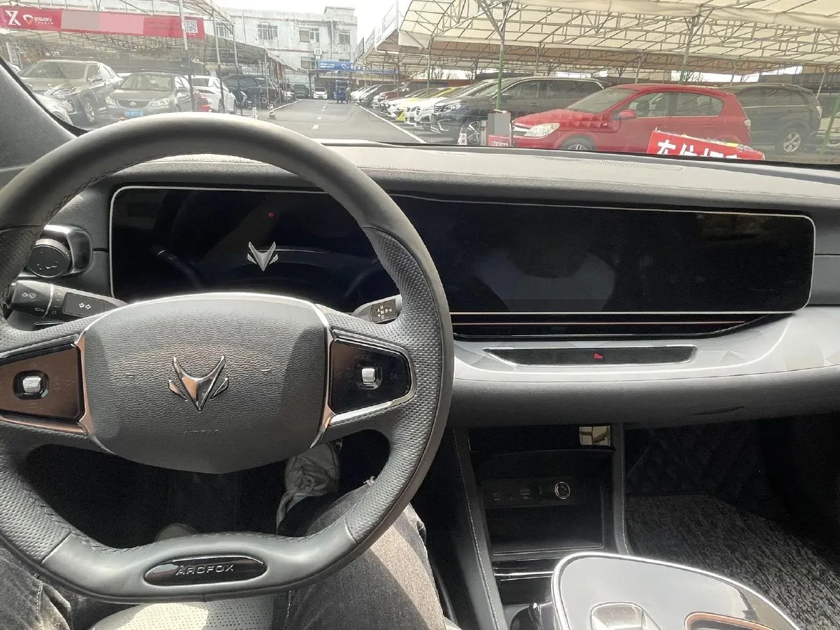 2021 DS 9 1.6T 215HP L4 8AT,autocango,china used car exporter,china ev exporter,chinese used car exporter,chinese used ev exporter