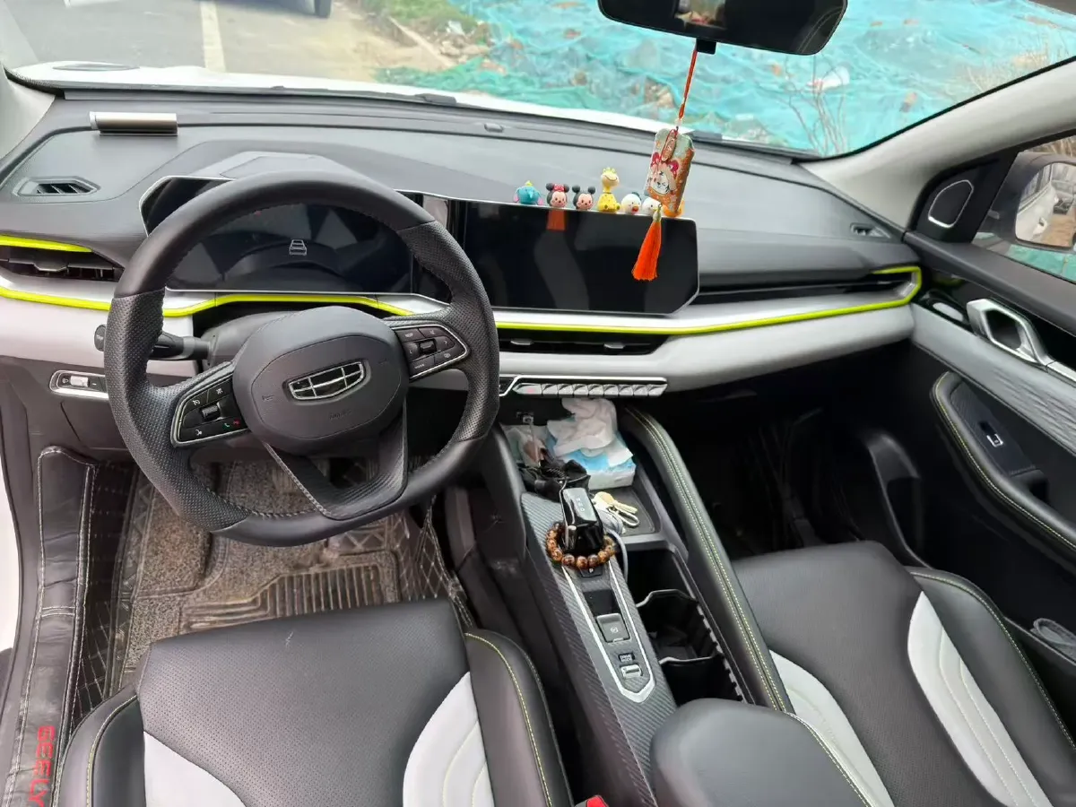 2022 Geely Coolray 1.5T 181HP L4 7DCT,autocango,china used car exporter,china ev exporter,chinese used car exporter,chinese used ev exporter