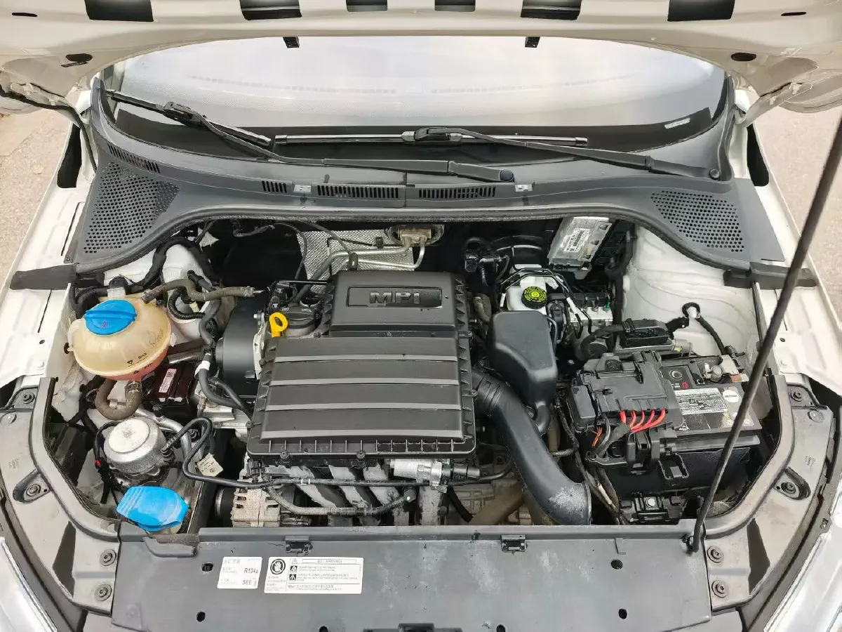 2020 DongFeng Aeolus YiXuan 1.5T 150HP L4 6DCT,autocango,china used car exporter,china ev exporter,chinese used car exporter,chinese used ev exporter