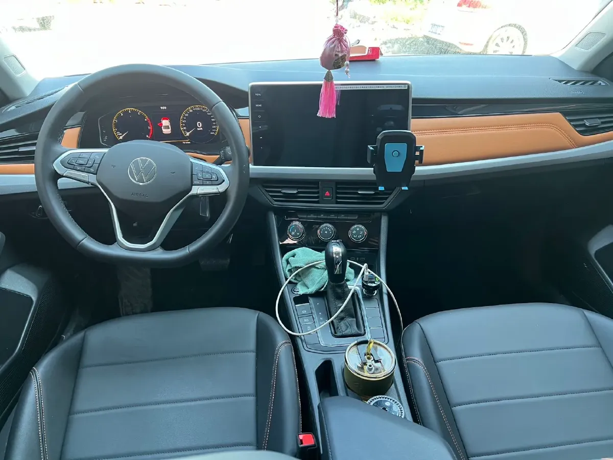 2025 Volkswagen Bora 1.2T 116HP L4 7DCT,autocango,china used car exporter,china ev exporter,chinese used car exporter,chinese used ev exporter